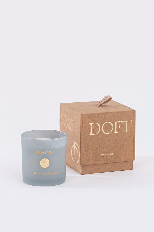 Velvet Veil Jar | Matt Grey | Scented Candle | Violet, Tea rose, Amber